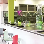 Ibis Styles Bordeaux Aeroport Готель