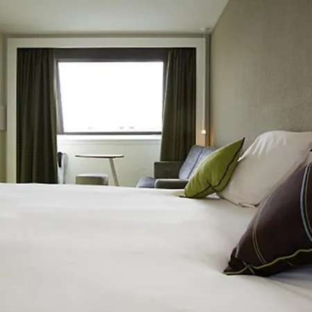 Ibis Styles Bordeaux Aeroport Hotel 3*