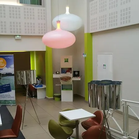 Ibis Styles Bordeaux Aeroport Szálloda 3*