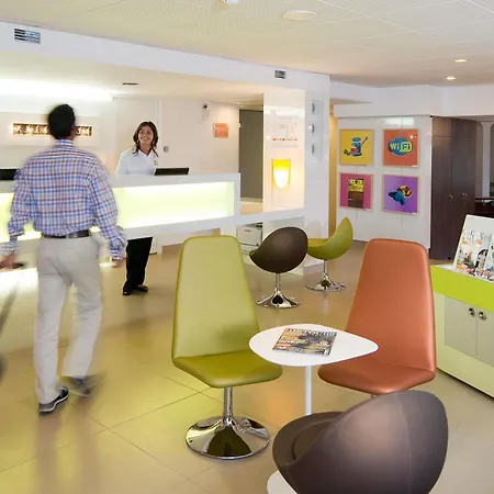 Ibis Styles Bordeaux Aeroport 3*
