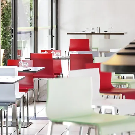 Ibis Styles Bordeaux Aeroport Hotel 3*