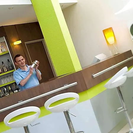 Ibis Styles Bordeaux Aeroport 3*