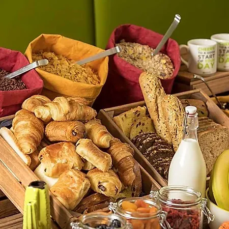 Ibis Styles Bordeaux Aeroport Ξενοδοχείο 3*