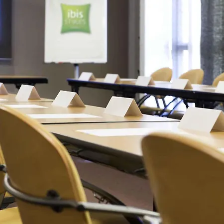 Ibis Styles Bordeaux Aeroport Hotel 3*