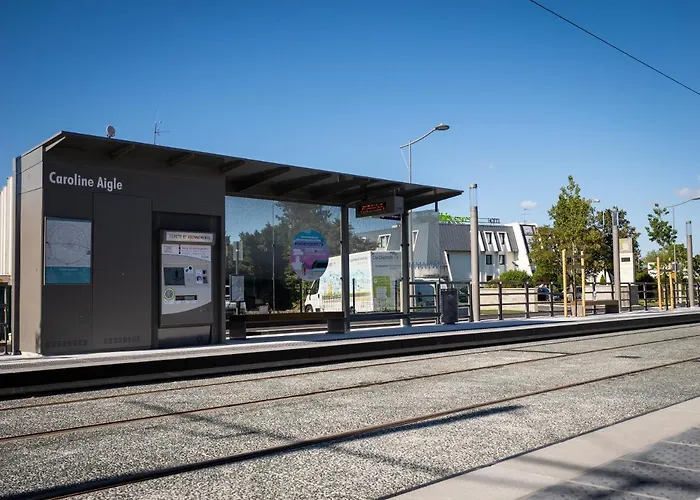 Hotel Ibis Styles Bordeaux Aeroport 3*