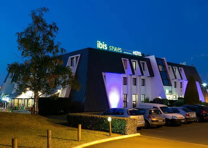 Hotel Ibis Styles Bordeaux Aeroport 3*
