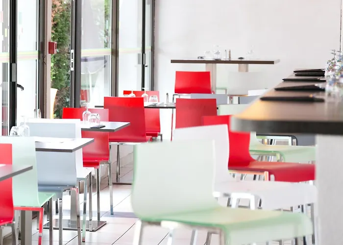 Ibis Styles Bordeaux Aeroport Hotel 3*