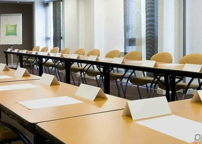 Hotel Ibis Styles Bordeaux Aeroport 3*